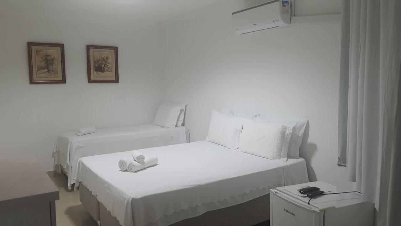 Pousada Suites Do Lago Capitolio Luaran gambar
